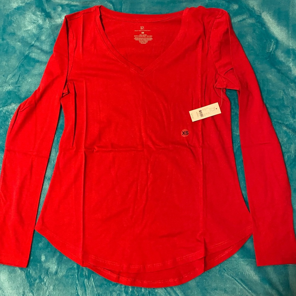 NY&C Long Sleeve V-Neck Blouse Size XS NWT Red